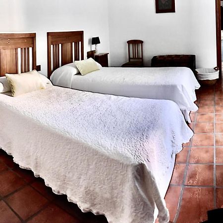 Las 9 Candelas Alojamiento En El Centro De Yecla Ngoại thất bức ảnh